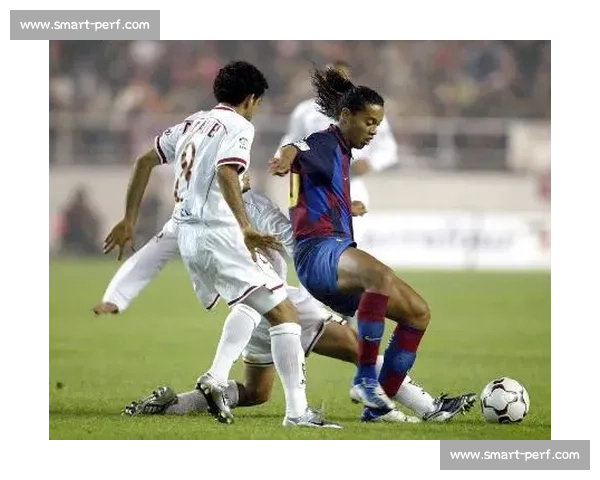 欧协联赛事激战正酣 各大强队争夺欧洲荣耀 赛季前瞻与热门球队分析